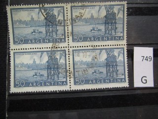 Фото марки Аргентина 1956г квартблок
