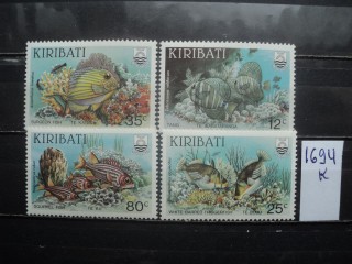 Фото марки Кирибати серия **