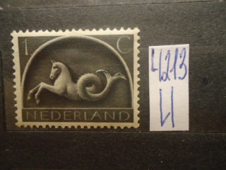 Фото марки Нидерланды 1943г *