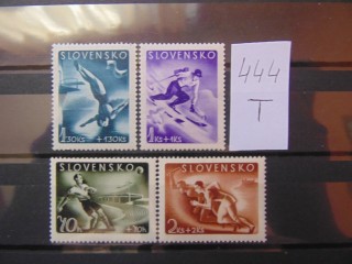 Фото марки Словакия серия 1944г **
