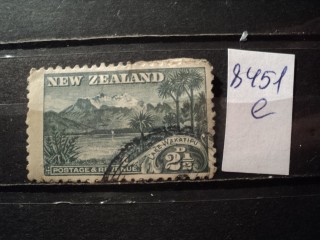 Фото марки Новая Зеландия (вырезка из конверта (