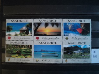 Фото марки Маврикий серия **
