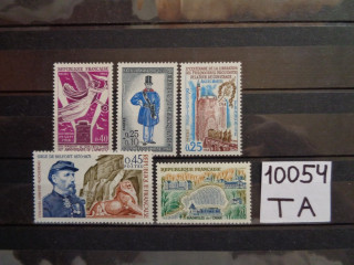 Фото марки Франция подборка одиночных марок 1961-70 **