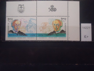 Фото марки Аргентина 1992г сцепка **