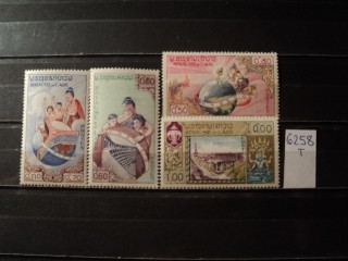 Фото марки Лаос серия 1958г **