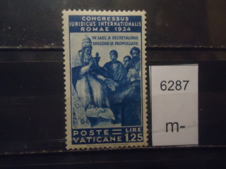 Фото марки Ватикан 1935г (250€) *