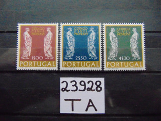 Фото марки Португалия серия 1967г **