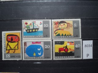 Фото марки Нидерланды серия 1965г **