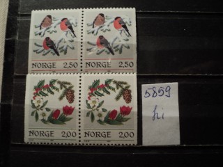 Фото марки Норвегия сцепки 1985г **
