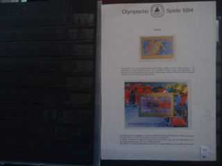 Фото марки Гвинея 1984 г. Блок + марка /золото/ с описанием (56€)